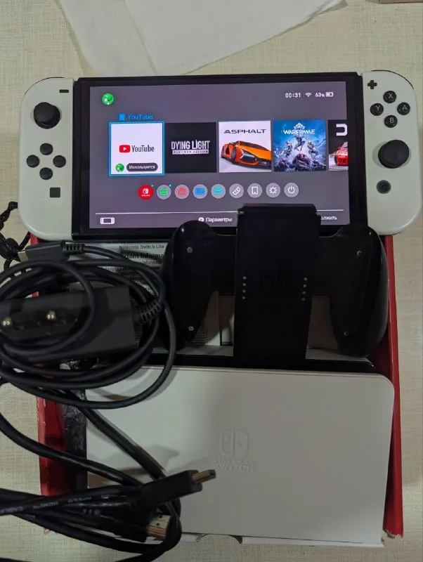 Nintendo Switch OLED полный комплект 1