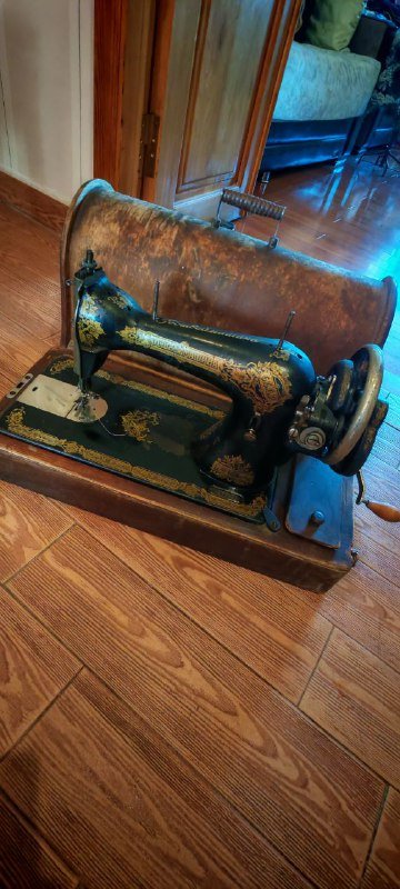 Швейная машина в рабочем состоянии