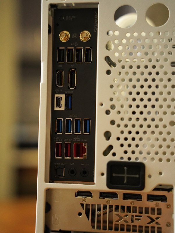 Игровой компьютер AMD Ryzen 7 7700X RX 9070 32GB DDR5 5