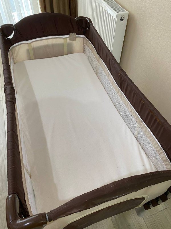 Кровать-манеж с матрасом и аксессуарами 3
