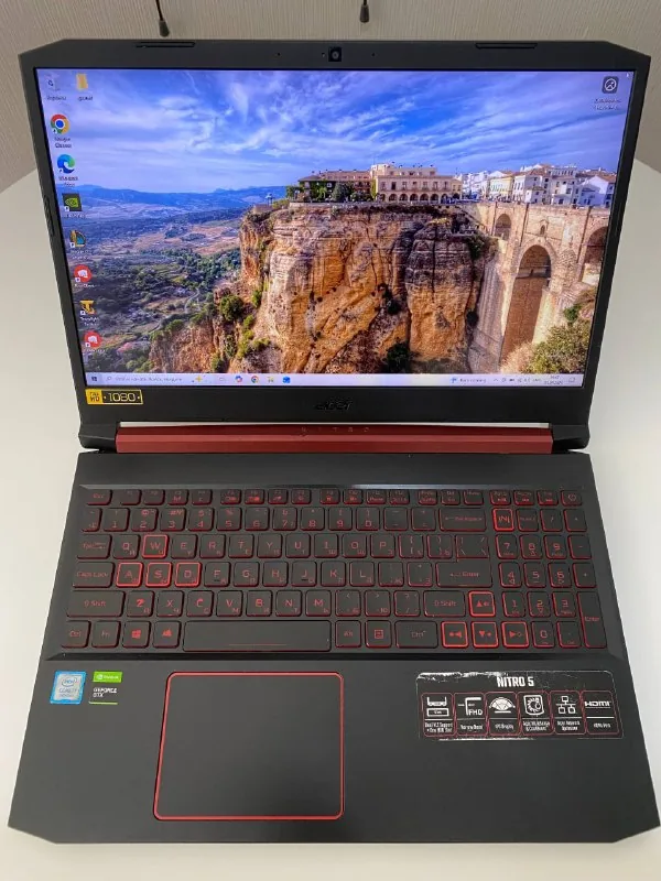 Acer Nitro AN515-54-72GJ 1