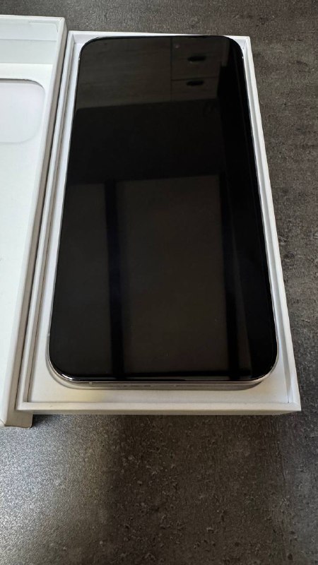 IPhone 15 Pro Max 256GB 2