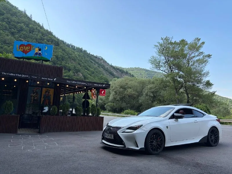 Lexus RC 350 2015 1