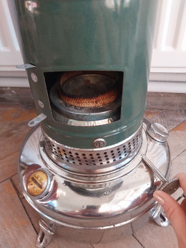 Керосиновая лампа-обогреватель ретро 2