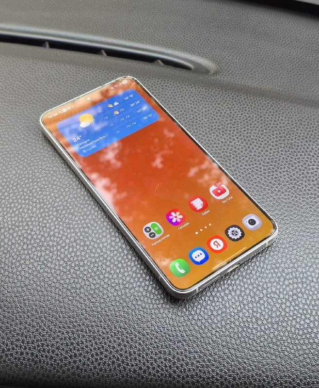 Samsung Galaxy s22+ 256 ГБ