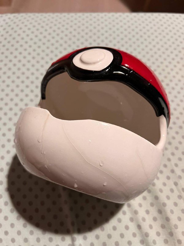 Керамический домик для грызунов в виде покебола 2