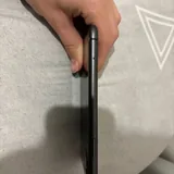iPhone 11 Black 64 GB 3
