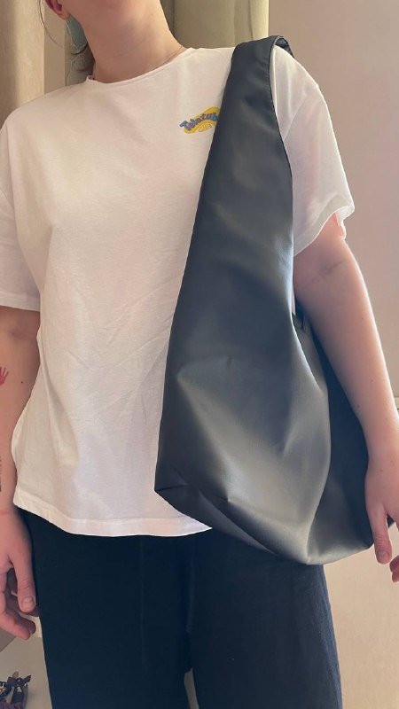 Худи feism_clo XXL, юбка, футболки, сумки, сандали Pull&bear 42 6