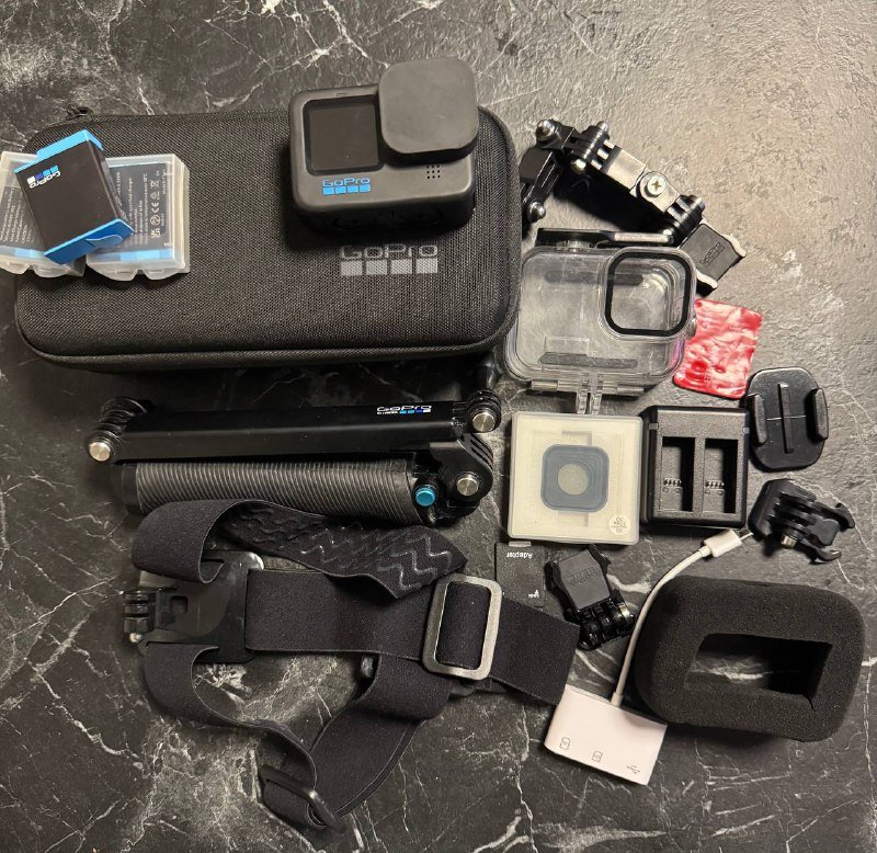 GoPro Hero 10 с аксессуарами