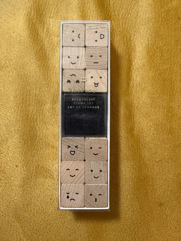 Соковыжималки, зарядка с аккумуляторами, графин, чайники, доска, подсвечники, лоток для кошки, емкости стеклянные, штампы 3