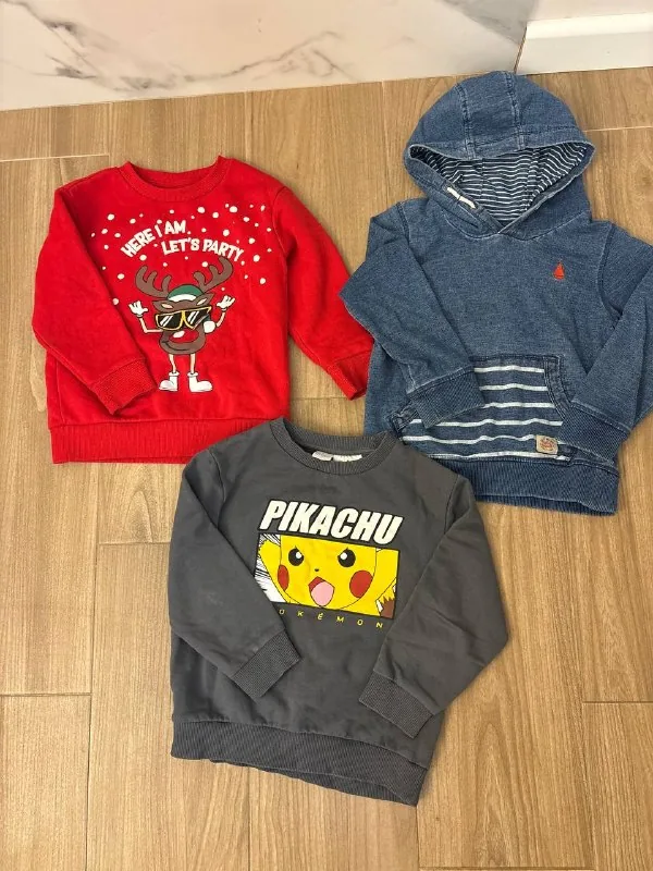 Children's sweatshirts, size 104–110 1