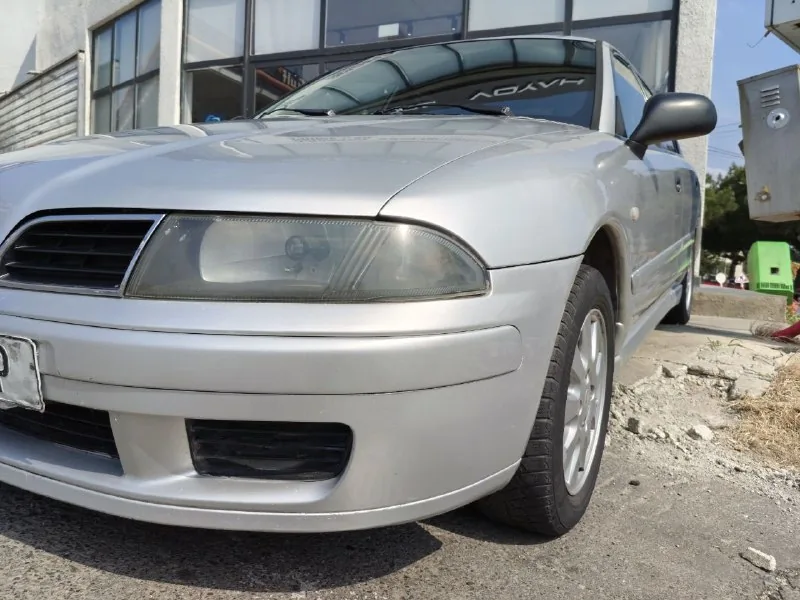 Mitsubishi Carisma 1.6, CNG, МТ, 2001 1