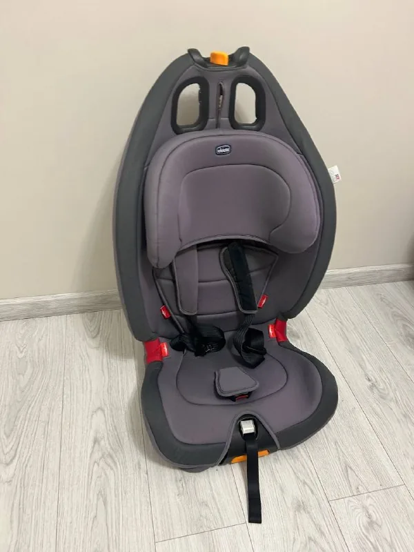 Детское автокресло Chicco 1