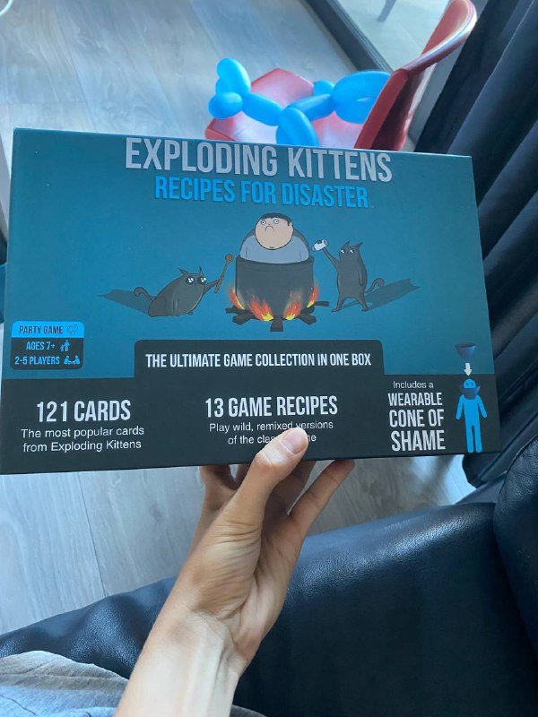 Настольная игра Взрывные котята Exploding Kittens