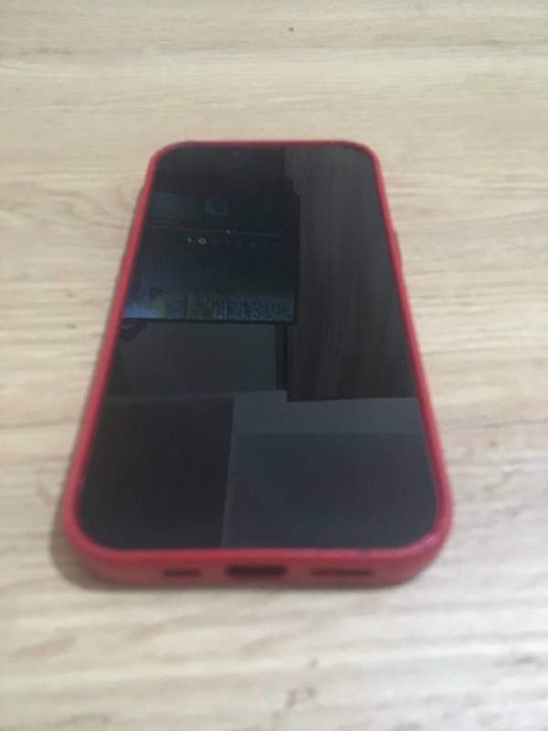 iPhone 13 PRODUCT(RED) 128 GB 2