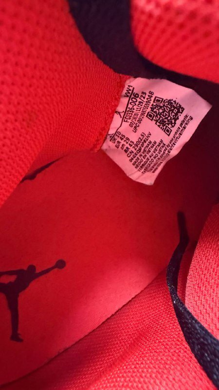 Оригинальные кроссовки 3