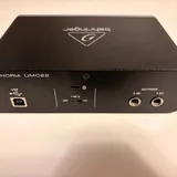 Звуковая карта Behringer UMC22 2