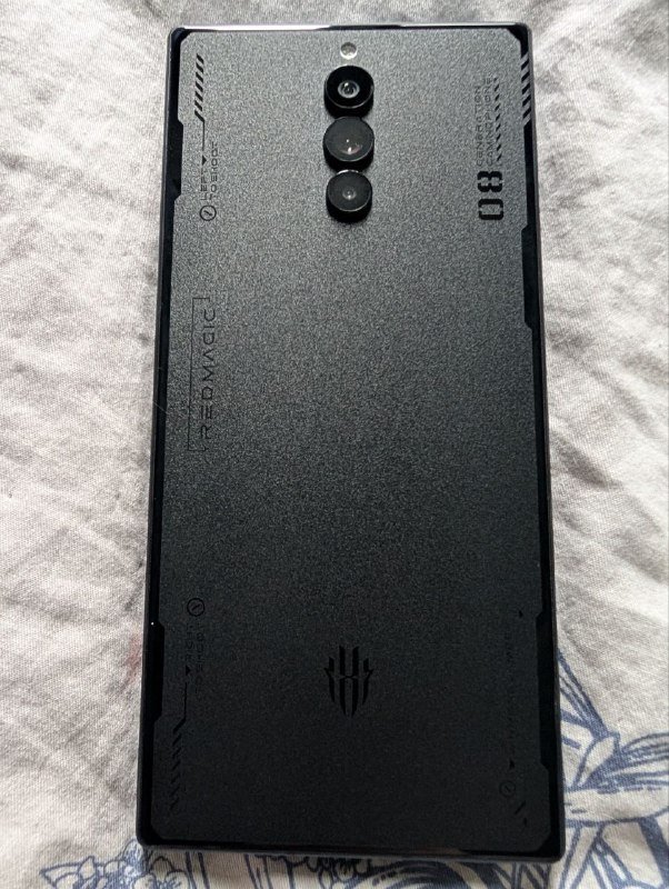 Red Magic 8 Pro 4