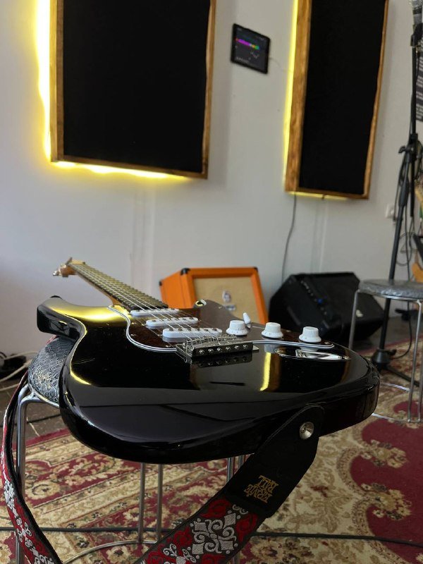 Telecaster Harley Benton TE-52 NA, Harley Benton ST-62 BK Vintage Series 4