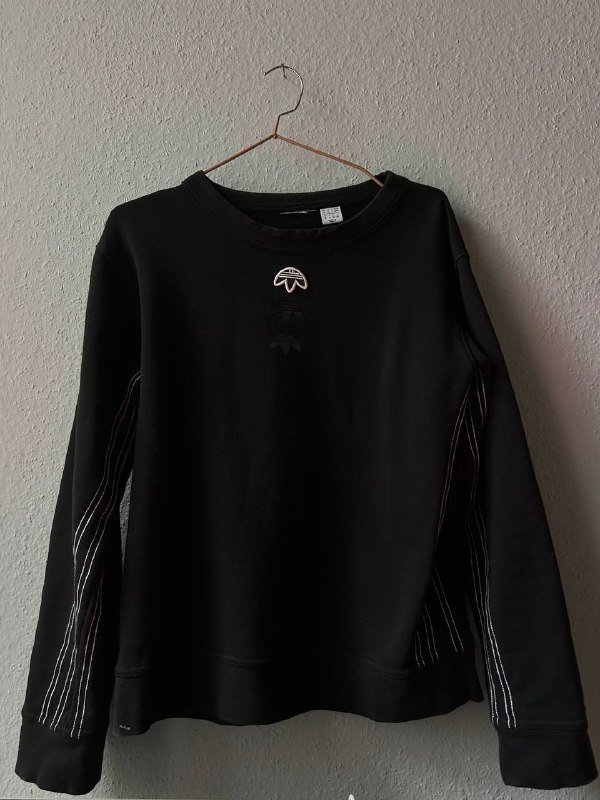 Курточка тедди Pull & Bear, Зипка adidas, Спортивные топы и джемпер COS 8