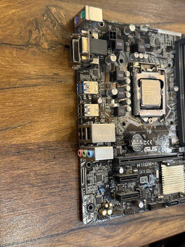 Материнская плата ASUS с процессором Intel Core i7-6700 3