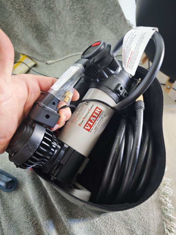 Автомобильный насос VIAIR 88p 2