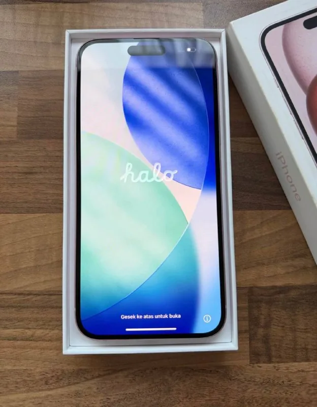 iPhone 15 pink 128Gb 1