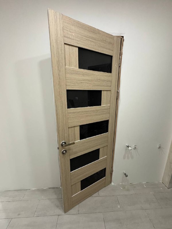 двери 2 шт. 80 см, 1 шт. 70 см