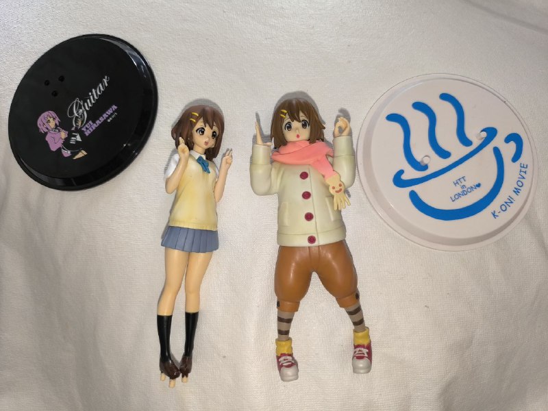 Фигурки Юи из K-On
