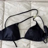 Джинсы, ботильоны, костюм H&M, блуза, платье, белье, верх купальника, очки, футболка, чехол 7