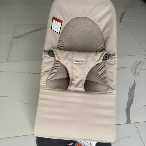 Baby Bjorn качалка для малышей