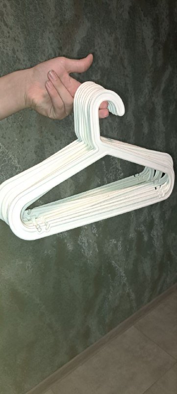 Праздничные платья, вешалки 10 шт 7