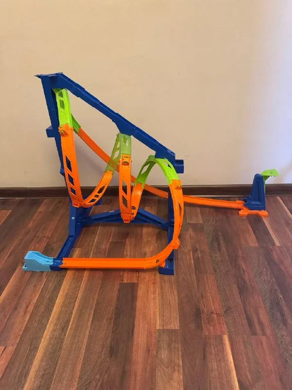 Трасса Hot Wheels 1