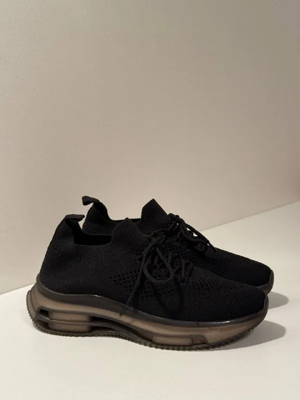 Sneakers 1