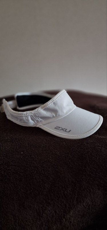 Козырьки для занятий спортом 2XU белый, голубой