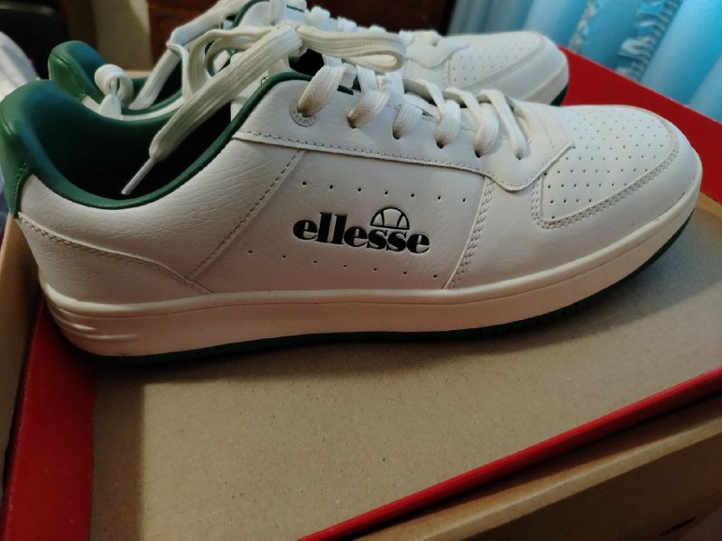 Кроссовки ellesse размер 43
