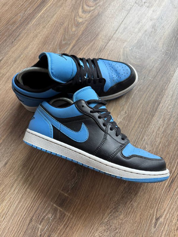 Кроссовки Nike Air Jordan, Gucci Ace, Timberland Оксфорды, New Balance, Adidas Samba и Gazelle 3