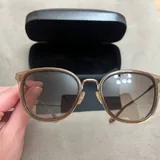 Солнцезащитные очки Coach 1