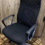Офисное кресло 2