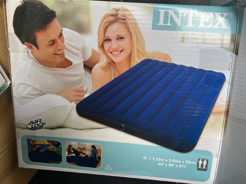 Надувной матрас Intex двухместный с насосом