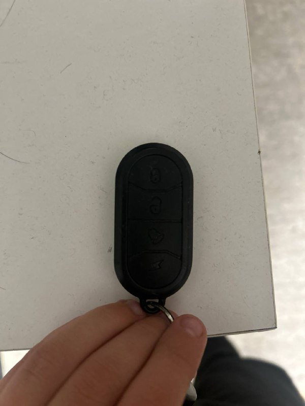 Гироскутер красно-черного цвета с ручкой, подсветка колес 4