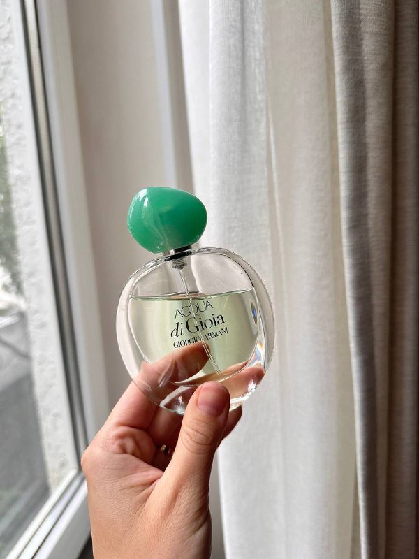 Ajmal sacrifice for her, Aqua di gioia от Armani парфюм 3