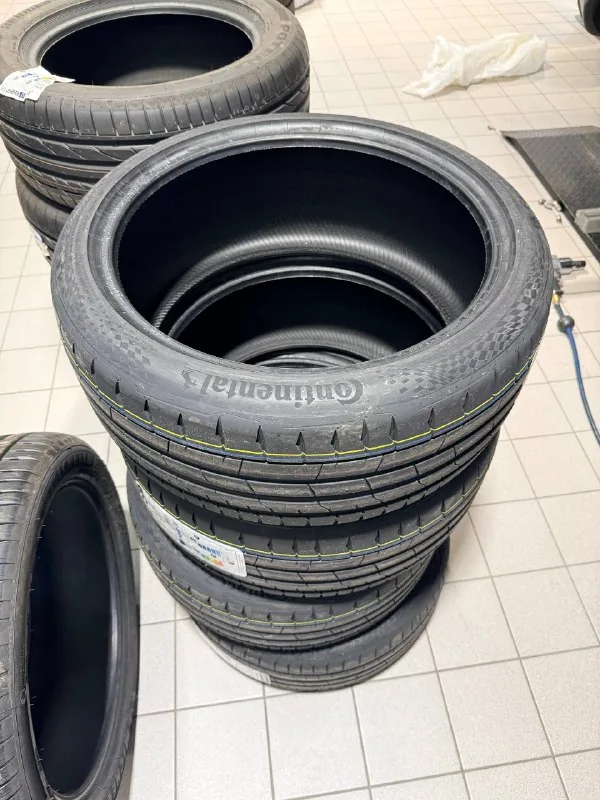Шины Continental 235/40R19 Sport Contact 7 1