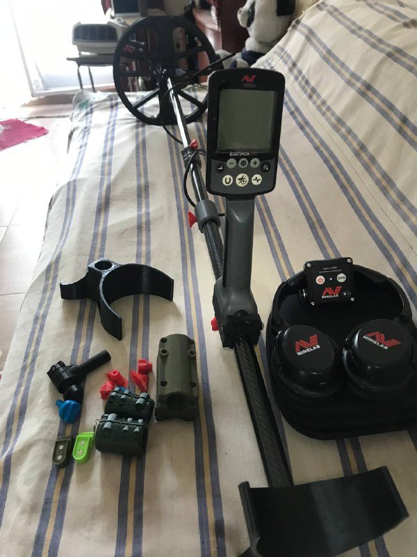 Металлодетектор Eqvinox 800 с аксессуарами