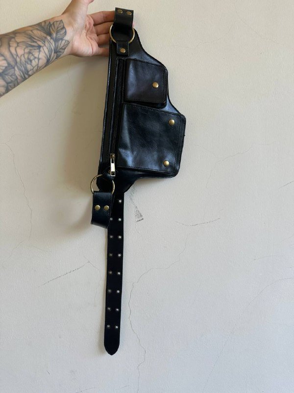 Черная сумка поясная, Белая поясная сумка