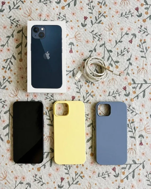 iPhone 13, 128 GB 1
