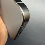 iPhone 15 Pro, Natural Titanium 5