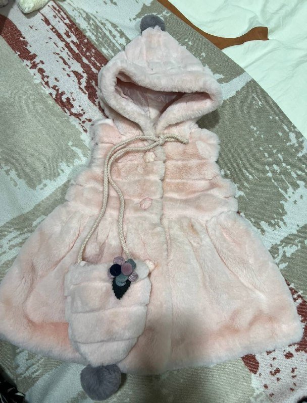 меховая жилетка, сумочка для детей 1.5-3 года