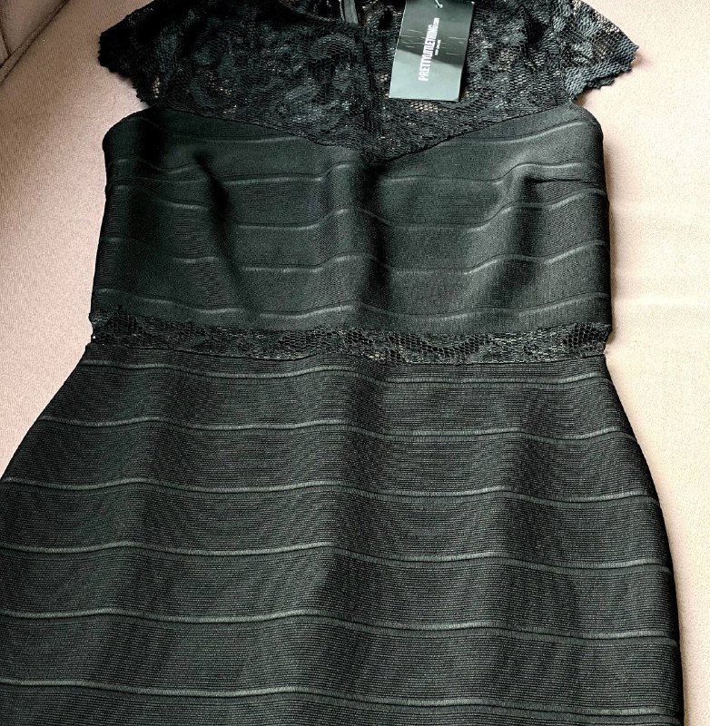 Платье размер 36 новое