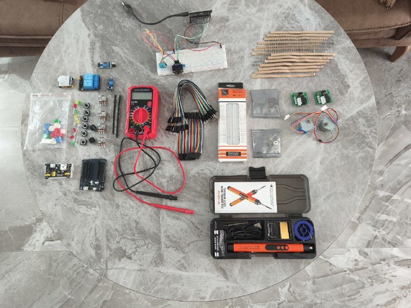 Набор для электроники и микроконтроллеров ESP32, датчики, моторы, мультиметр, паяльник